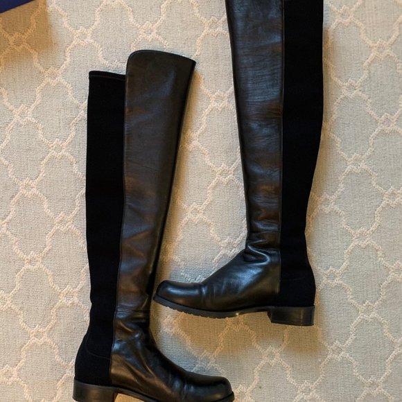 Stuart Weitzman 5050 Knee High Boots in Black Leat - Picture 2 of 5